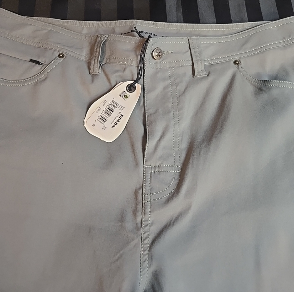 prAna Men's 40 Waist 8" Inseam Stretch Zion 5 Pocket Shorts Thyme Gray Color - Picture 2 of 8